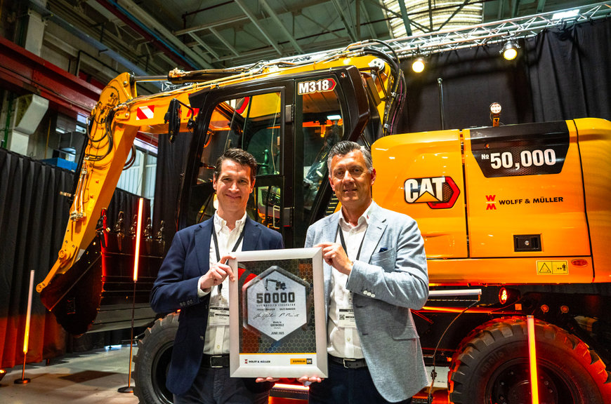 Caterpillar celebrates production of the 50,000th Cat® Wheel Excavator